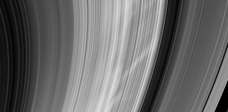 Saturn - Spokes Phenomenon